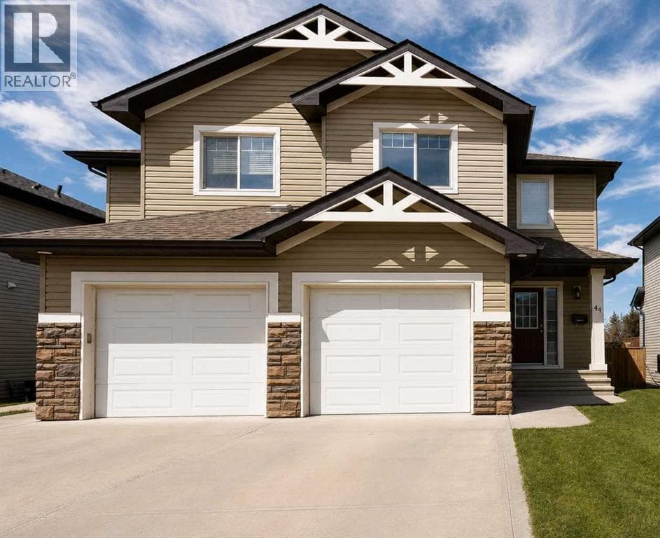 44 Carlson Place