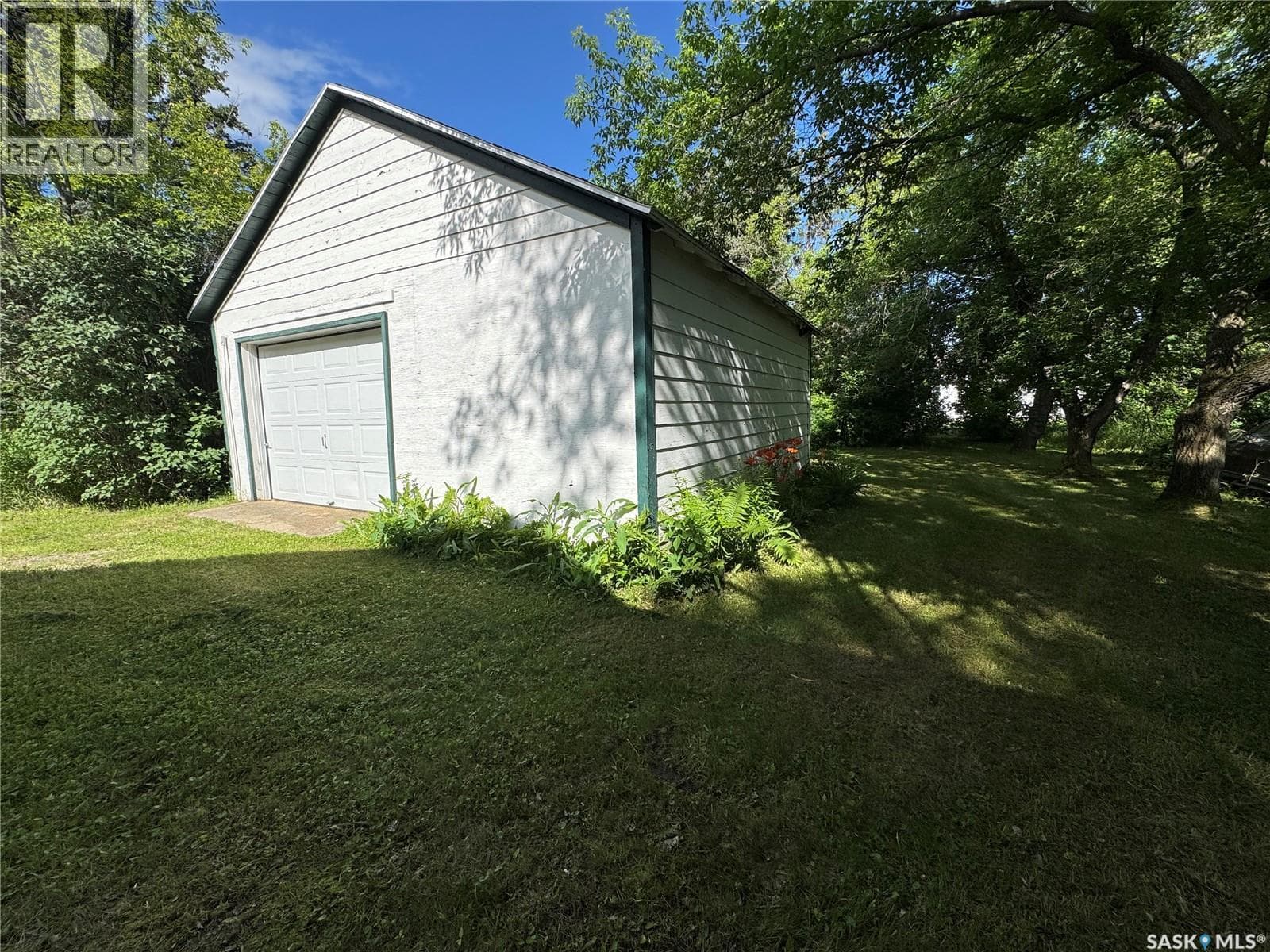 409 Richmond STREET — photo 3