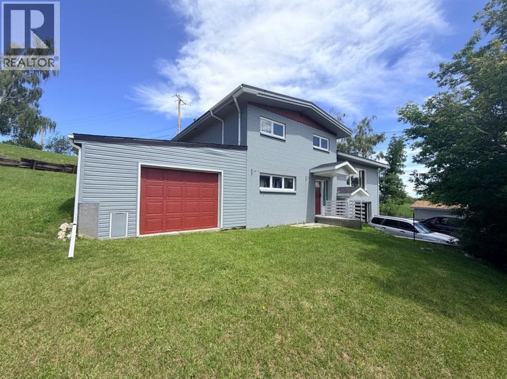 771 Dundas Street