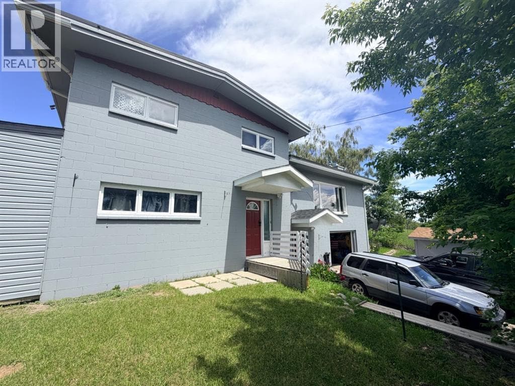 771 Dundas Street — photo 5
