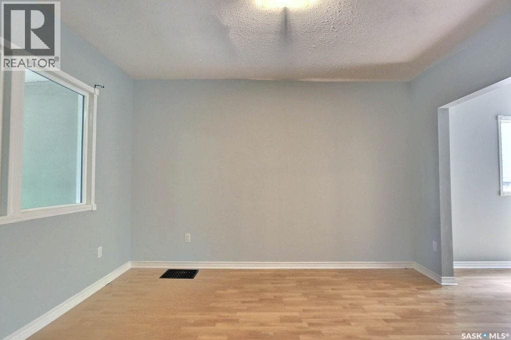 2066 Wallace STREET — photo 2