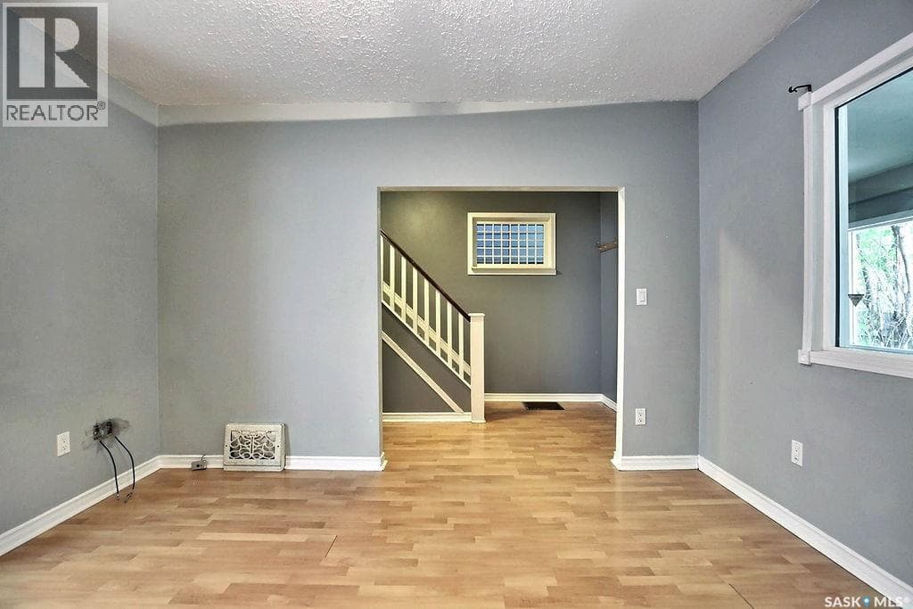 2066 Wallace STREET — photo 4