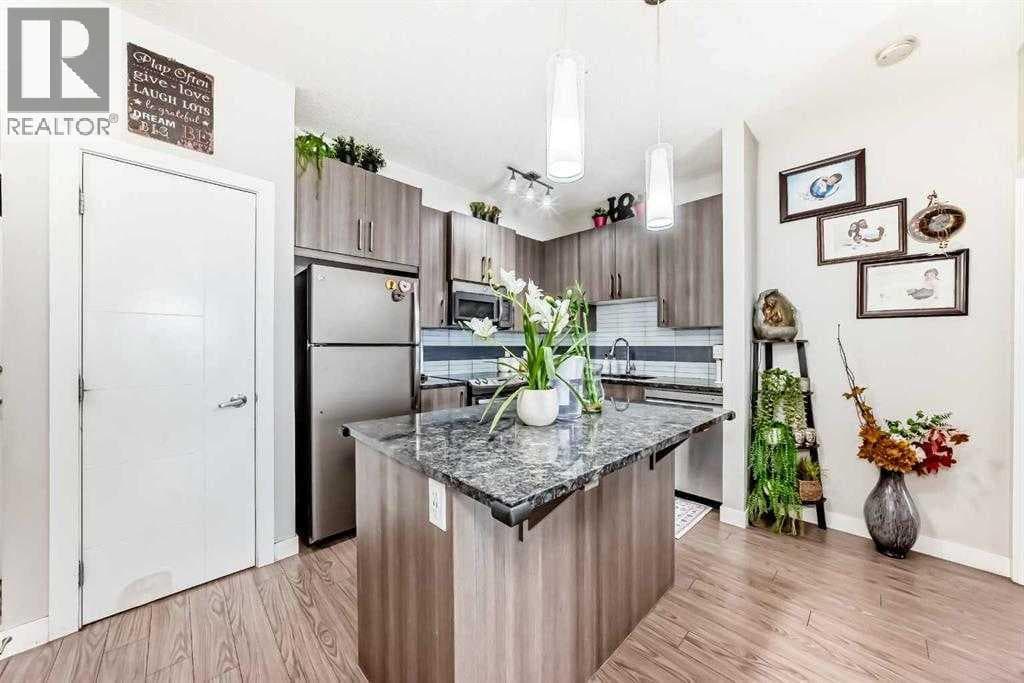 308, 12 Sage Hill Terrace NW — photo 3