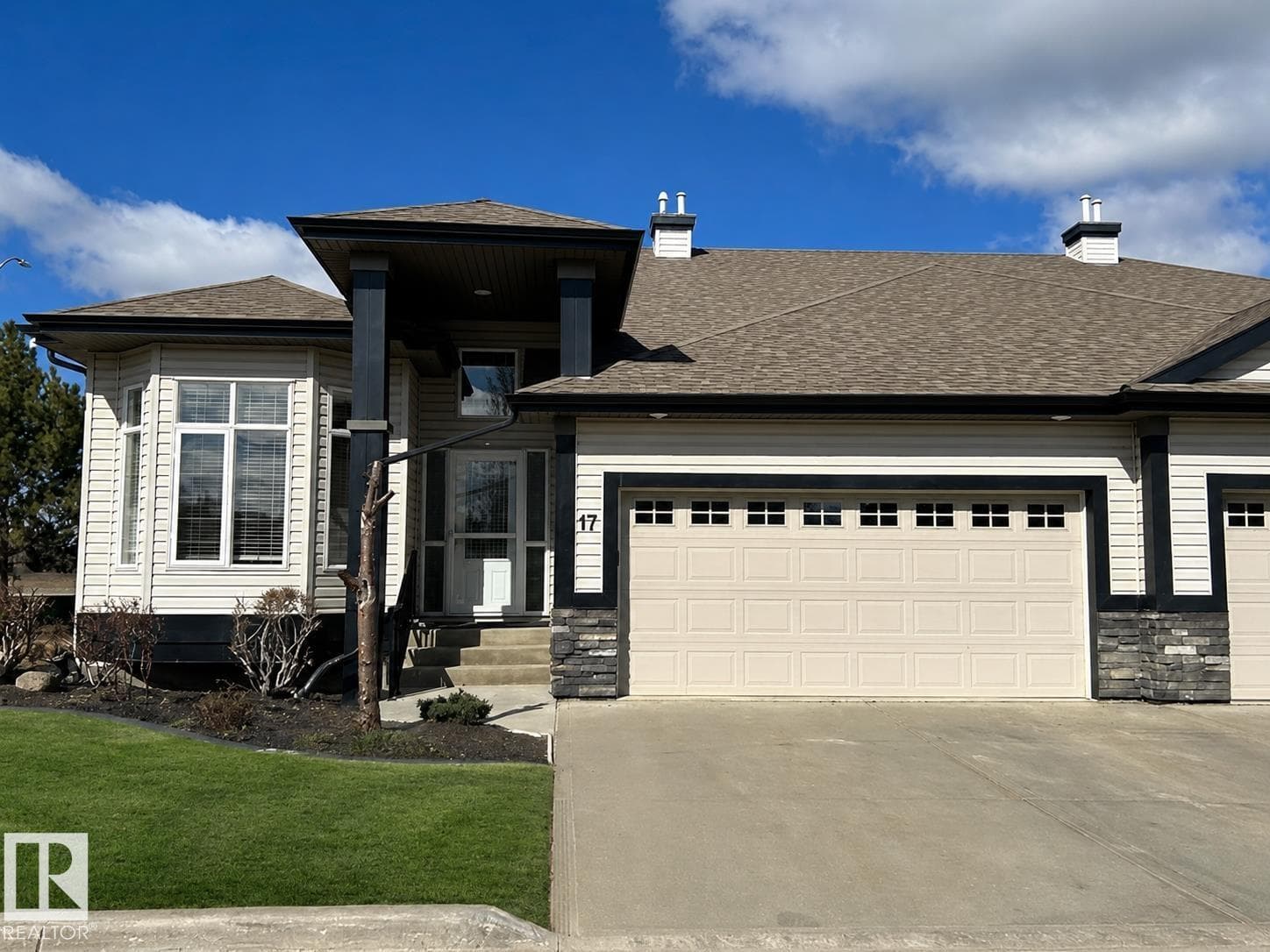 #17 12610 15 AV SW — photo 2