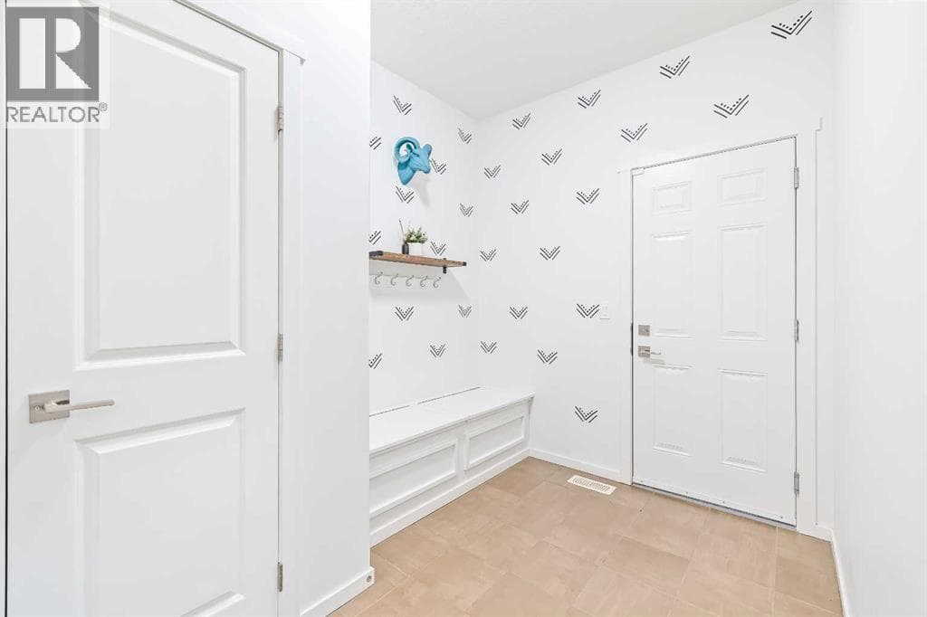 15 Tuscany Ridge Manor NW — photo 5