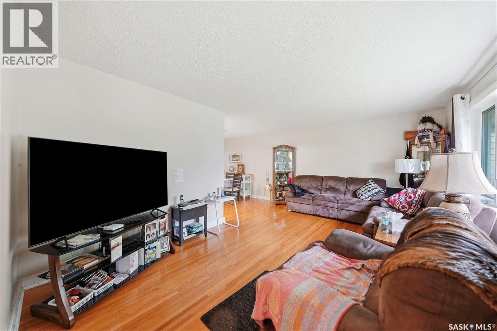 685 River STREET E — photo 5
