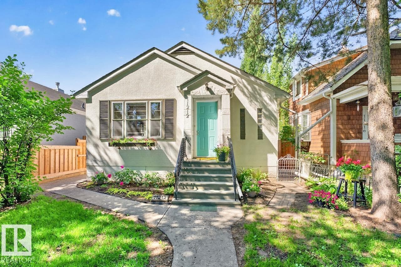 11212 66 ST NW