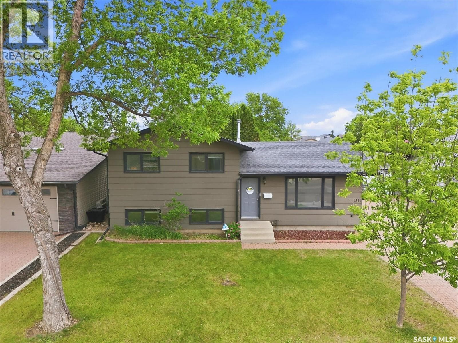 1311 Latrace ROAD