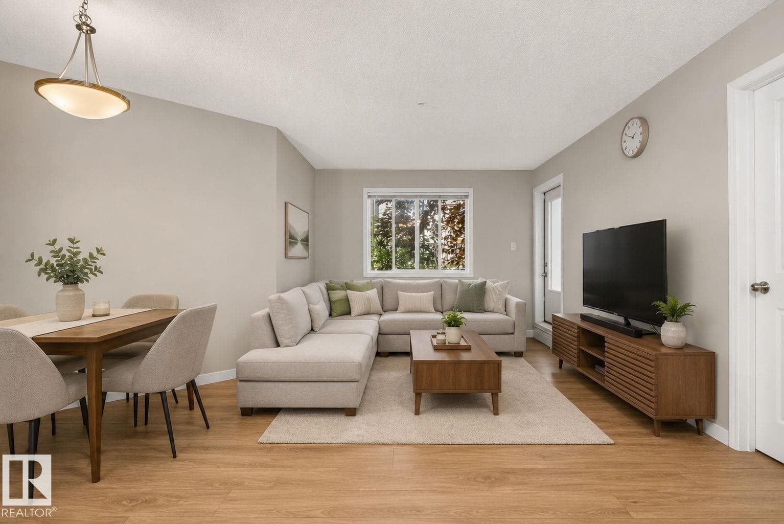 #140 301 CLAREVIEW STATION DR NW — photo 2