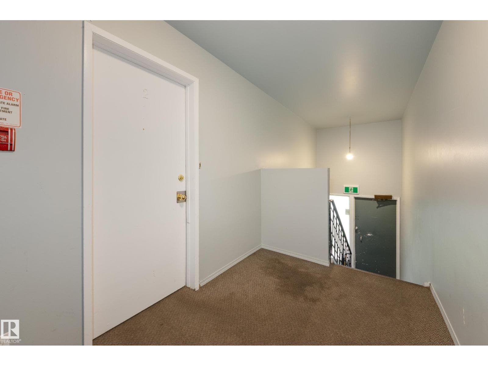 3811 116 AV NW — photo 2