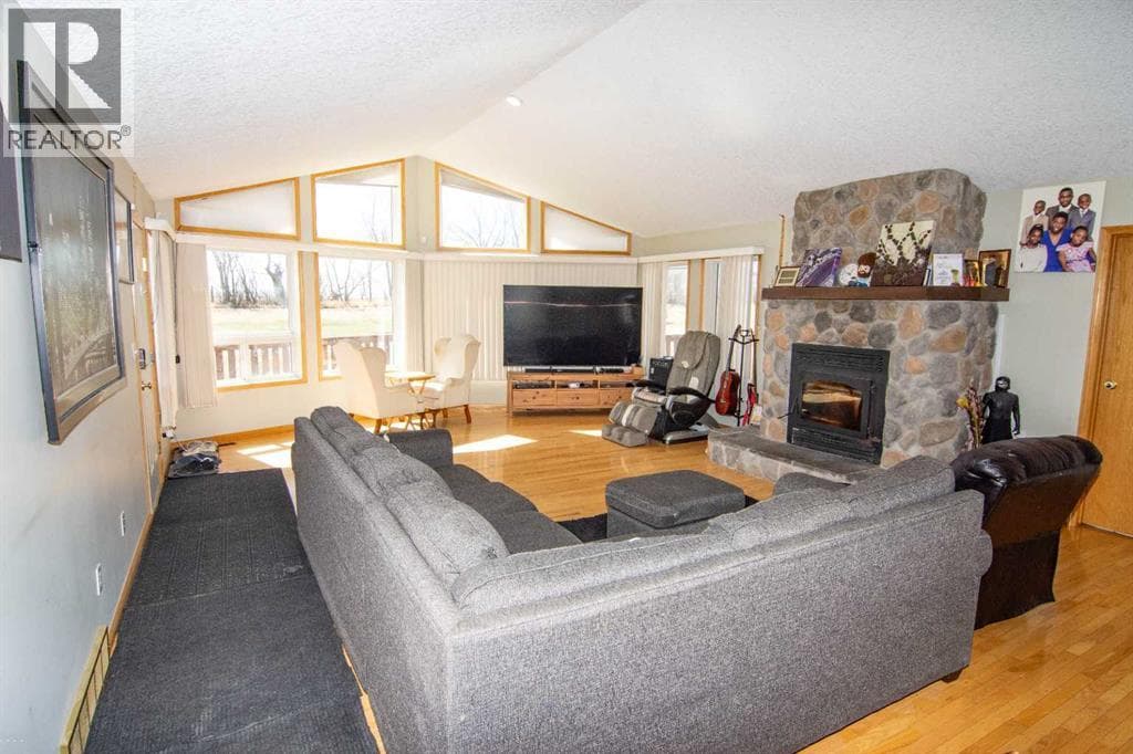 225004 222 TWP RD — photo 5