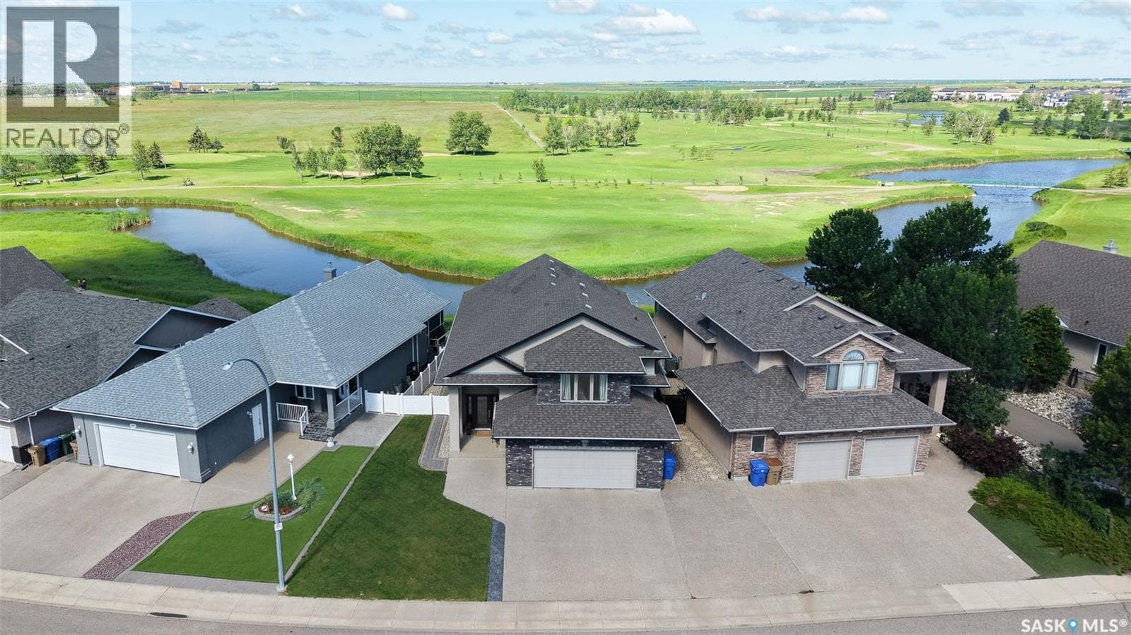 8095 FAIRWAYS WEST DRIVE — photo 2