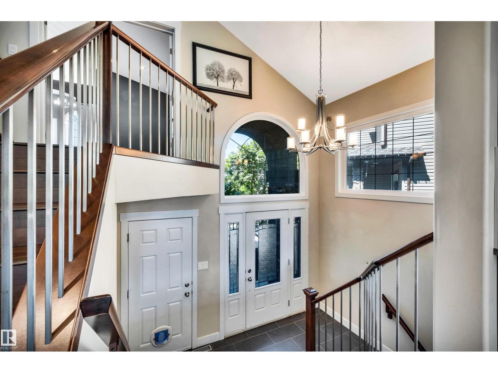 9 SHOREWOOD CR — photo 5