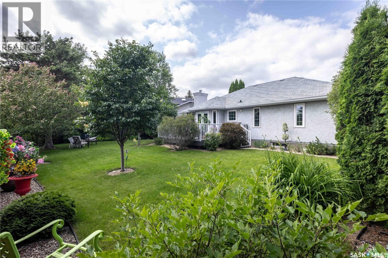 206 Braemar BAY — photo 2