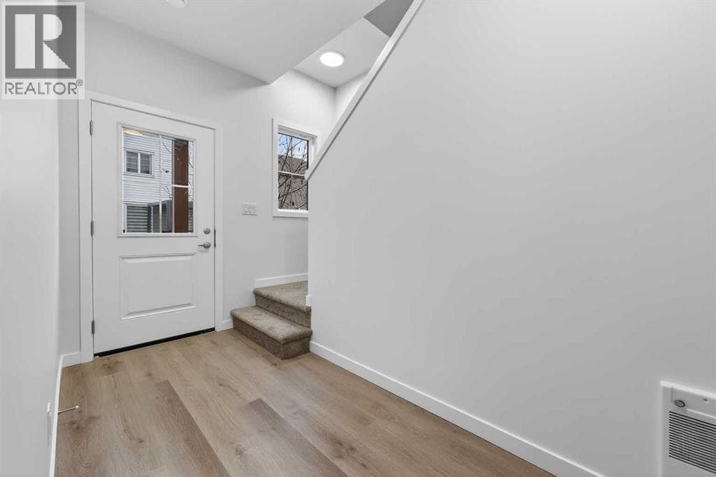 106, 40 Creekside Way SW — photo 3