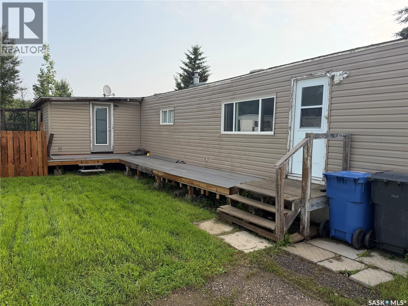 241 Cypress WAY — photo 3