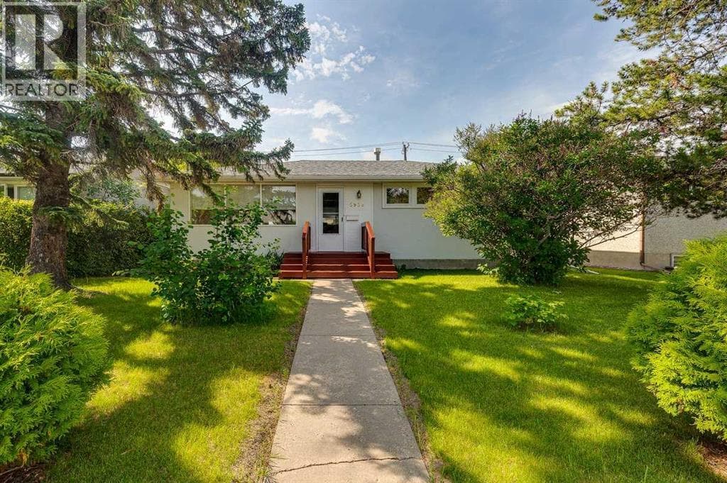 5958 West Park Crescent Crescent N