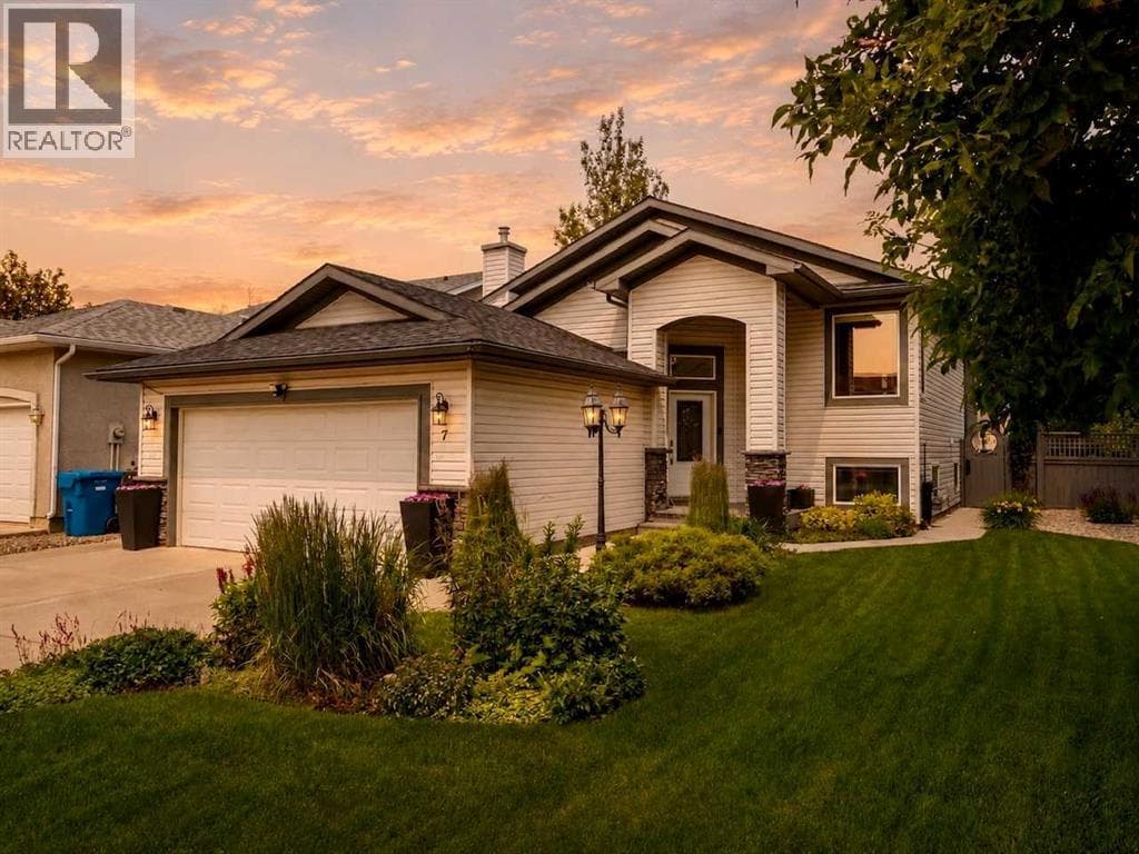 7 Kodiak Boulevard N