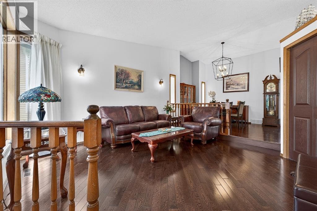 70 Pasadena Gardens NE — photo 4