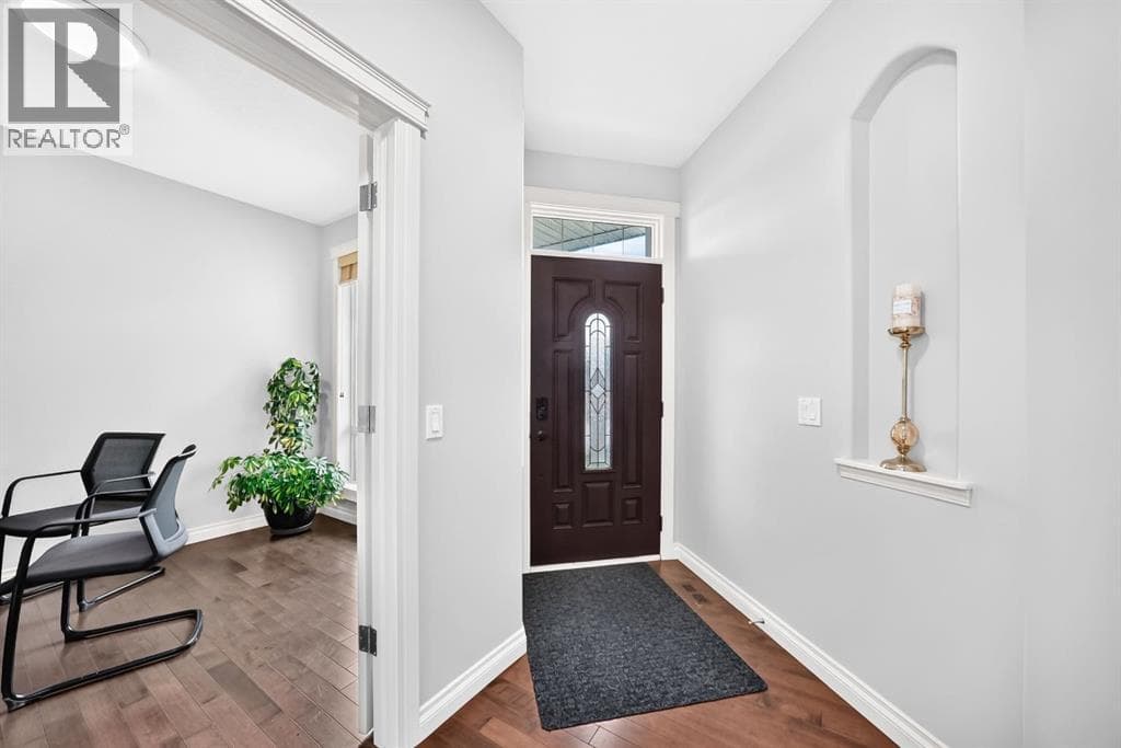 188 Magenta Crescent — photo 4
