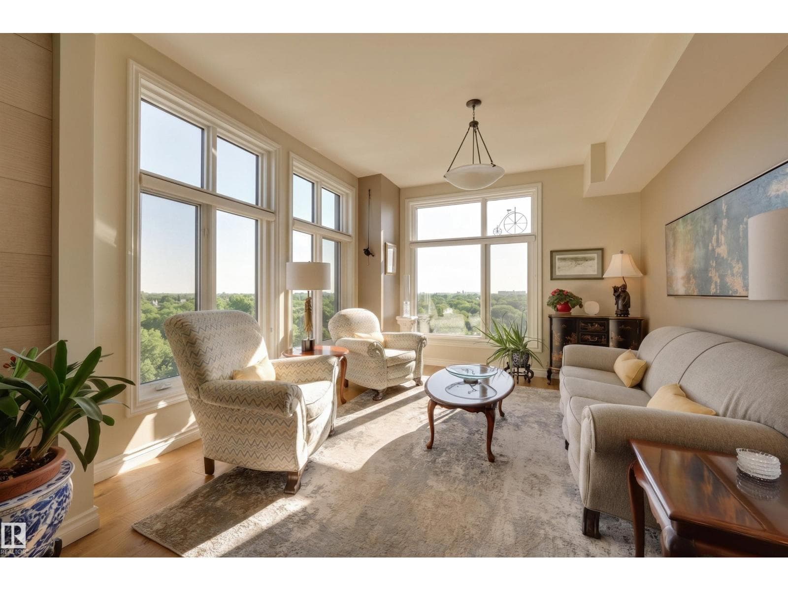 #1003 9020 JASPER AV NW — photo 5
