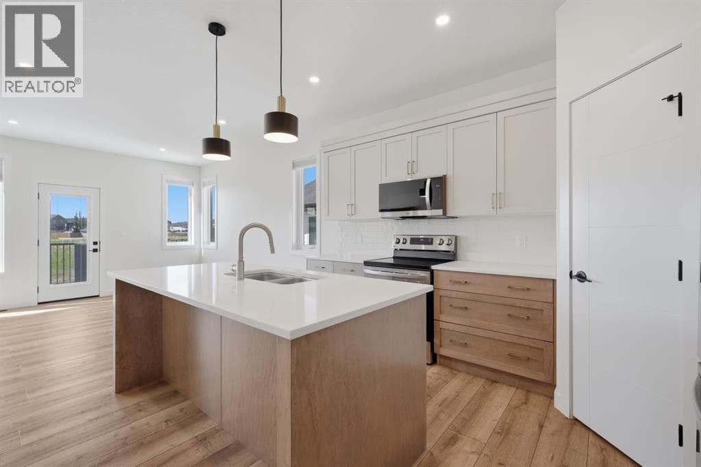 15 Aura Drive — photo 5