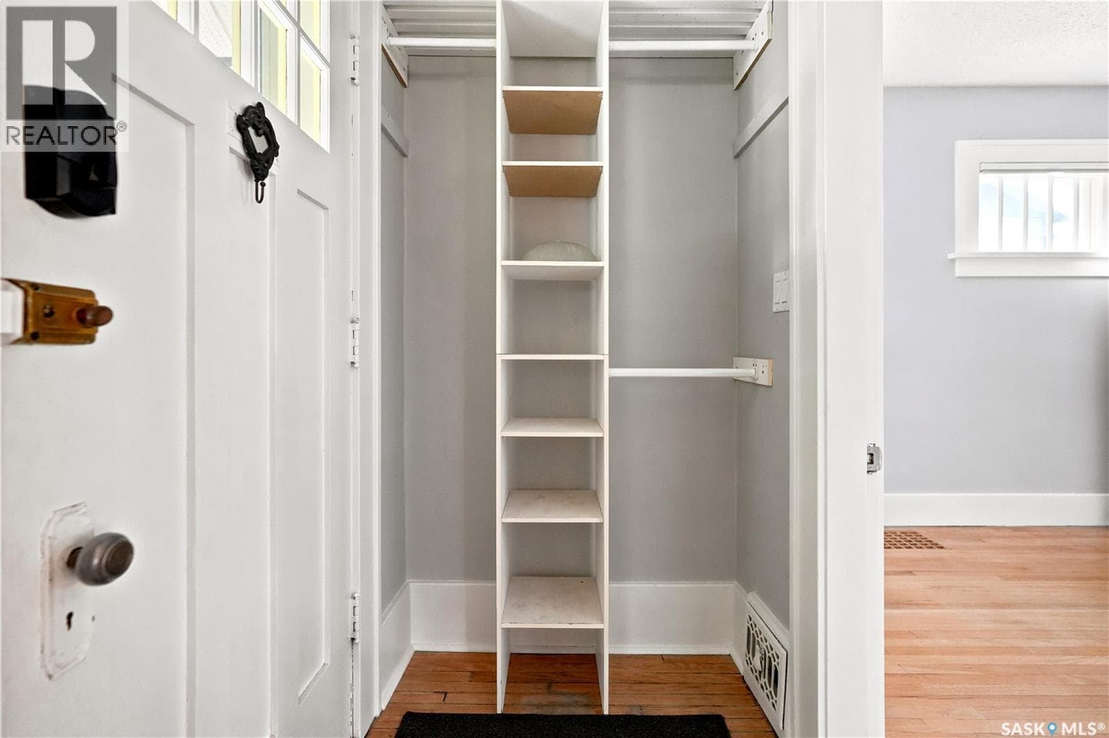 2221 Montague STREET — photo 4