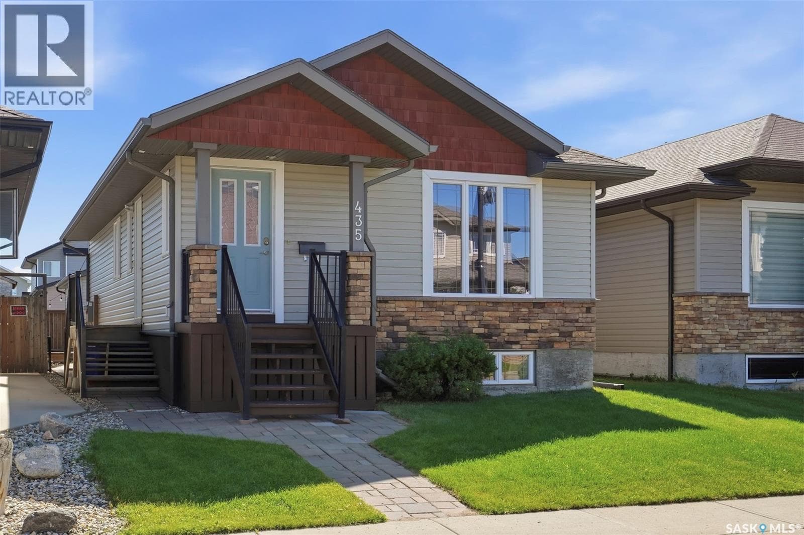 435 COAD MANOR — photo 2