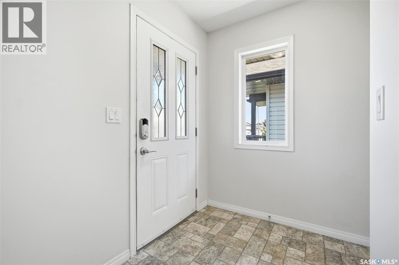 435 COAD MANOR — photo 3