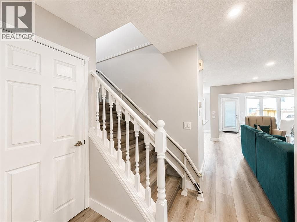 136 Saddlecreek Terrace NE — photo 3
