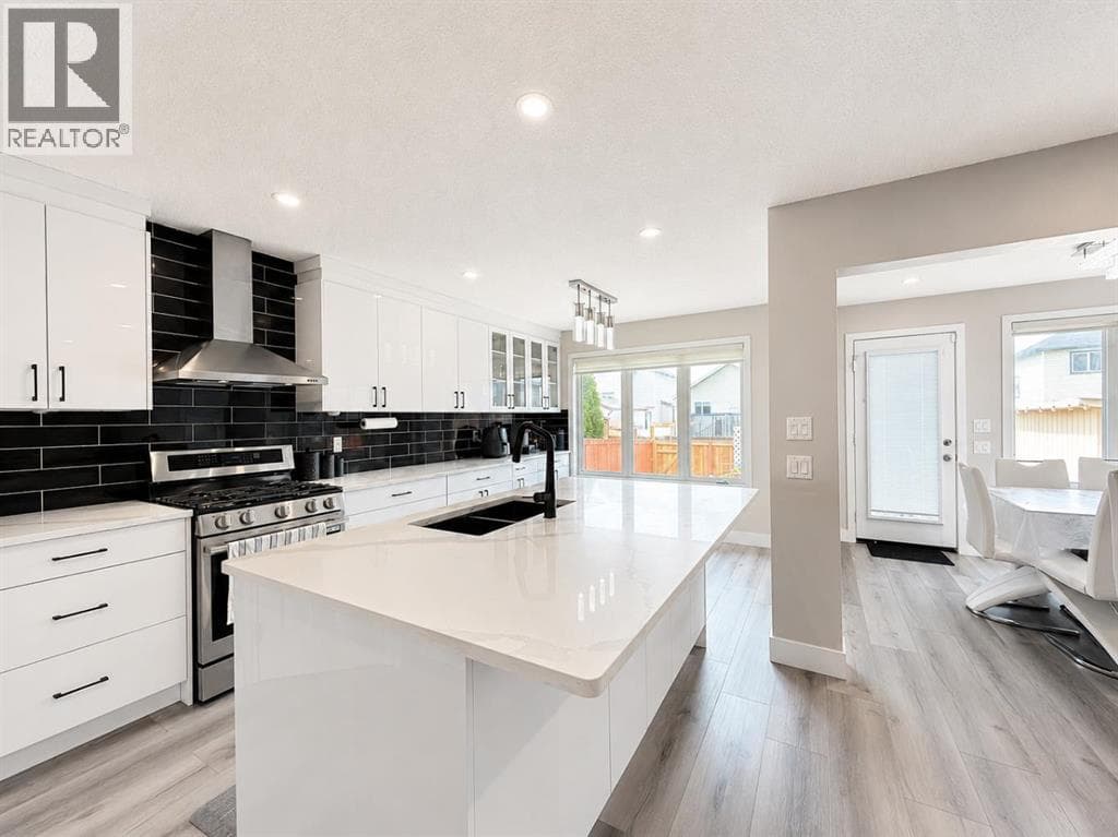 136 Saddlecreek Terrace NE — photo 4