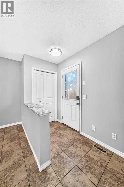 16 Skyview Springs Road NE — photo 4