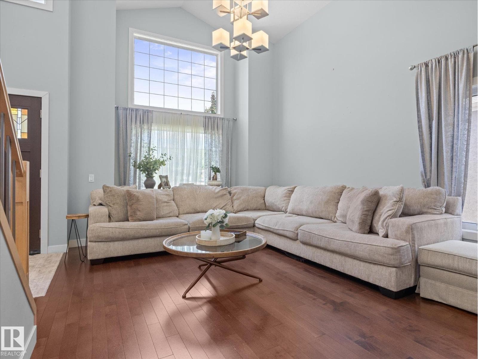 8 LEONARD DR — photo 5