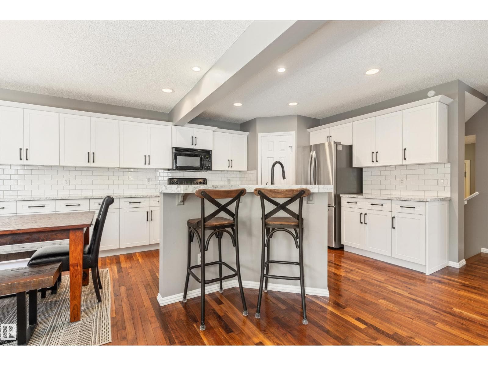 88 NEWCASTLE CR — photo 2