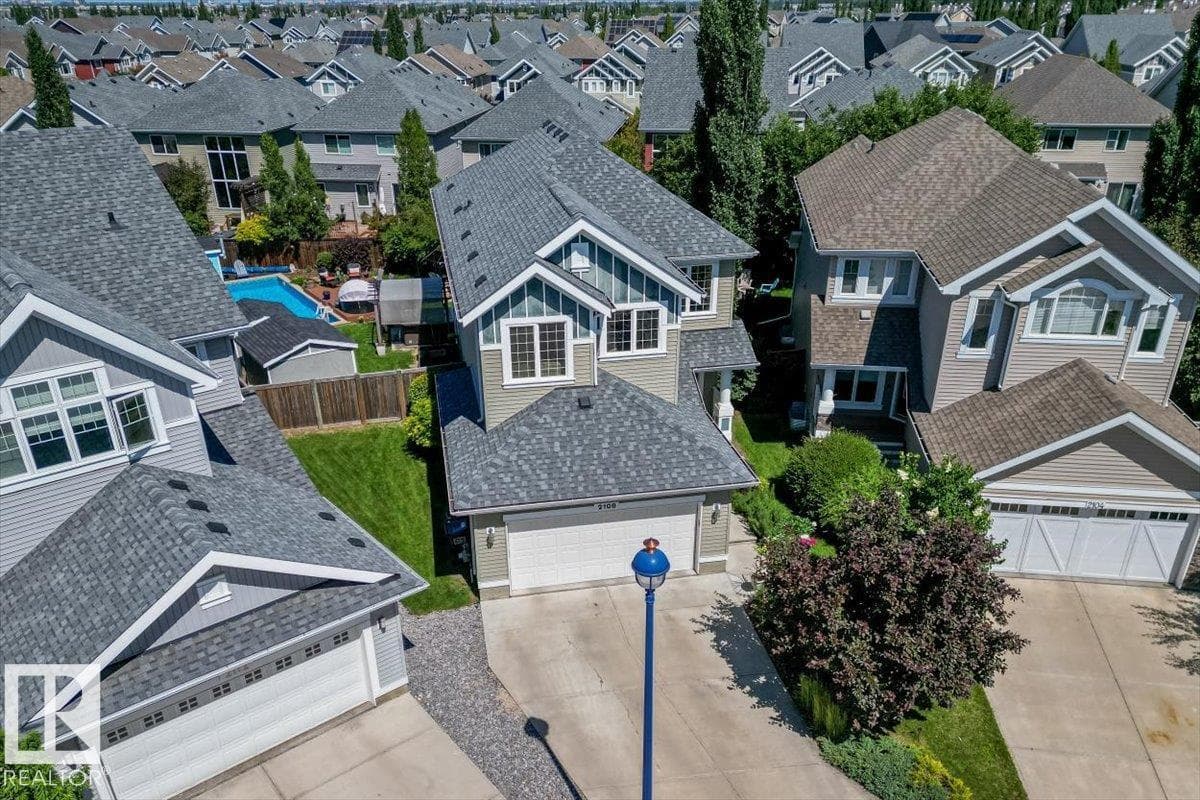 2108 77 ST SW
