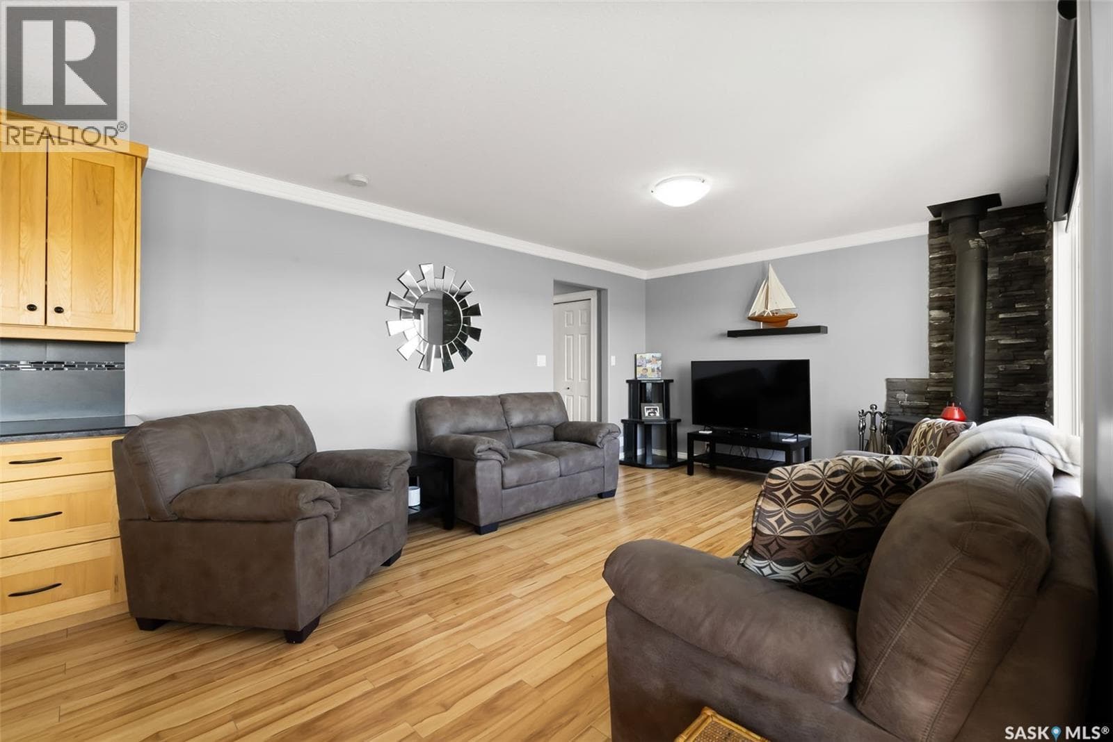 224 Pickerel STREET — photo 3