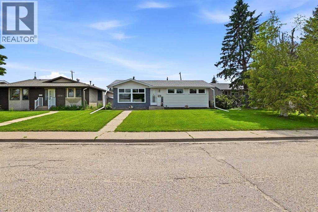 5745 35 Street — photo 3