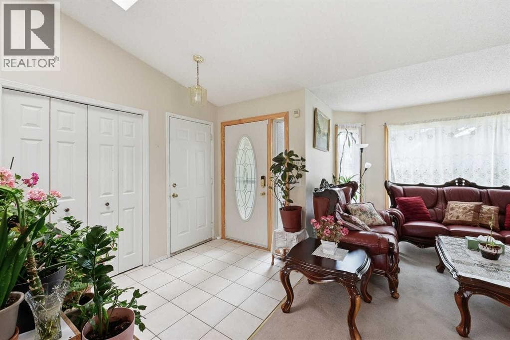 75 Arbour Ridge Way NW — photo 4