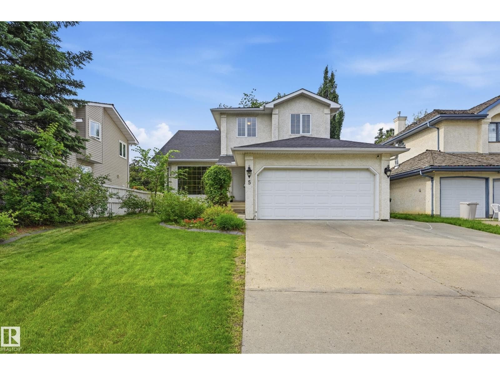 5 EMERSON PL — photo 2
