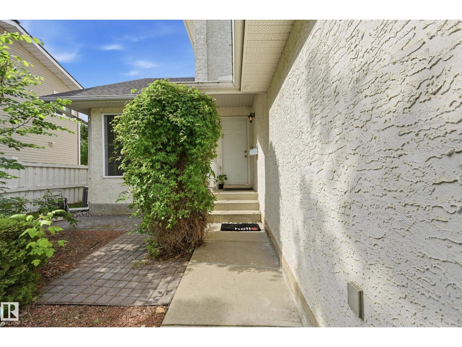 5 EMERSON PL — photo 3