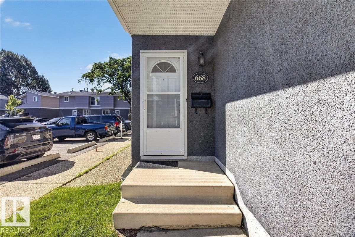 668 LAKEWOOD N RD NW NW — photo 4