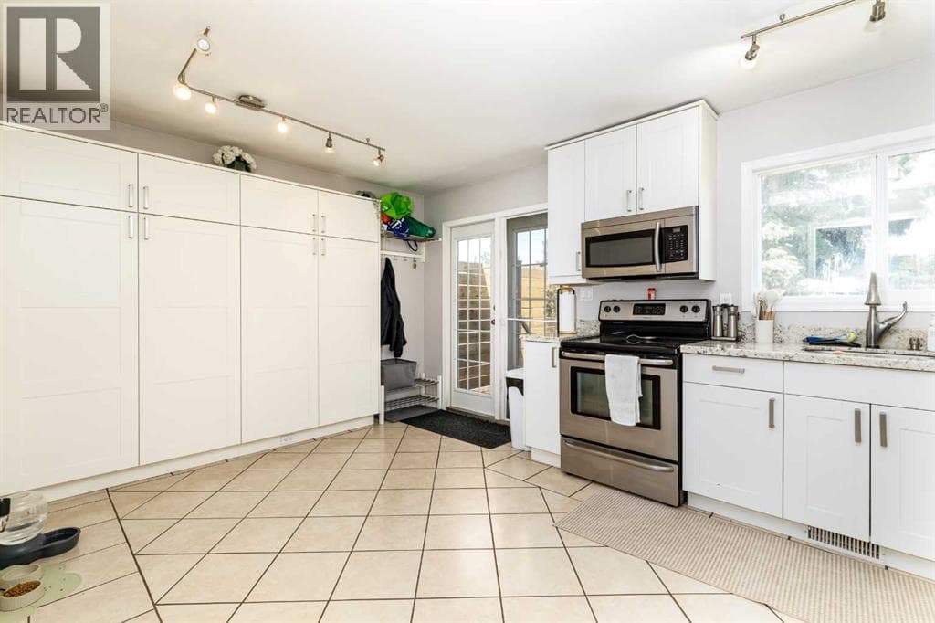 41 Mcdougall Crescent — photo 5