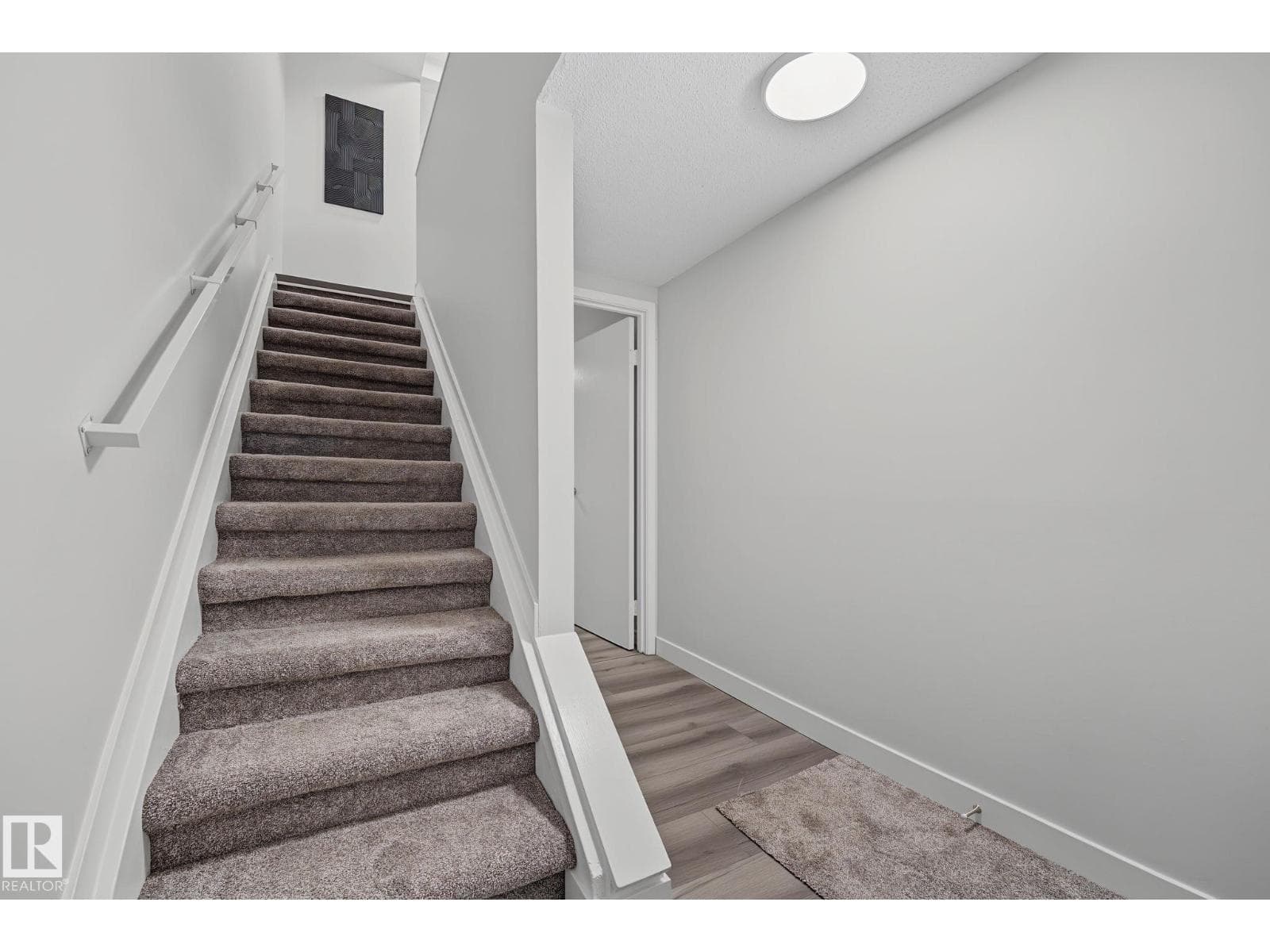 #661 Abbottsfield RD NW — photo 3