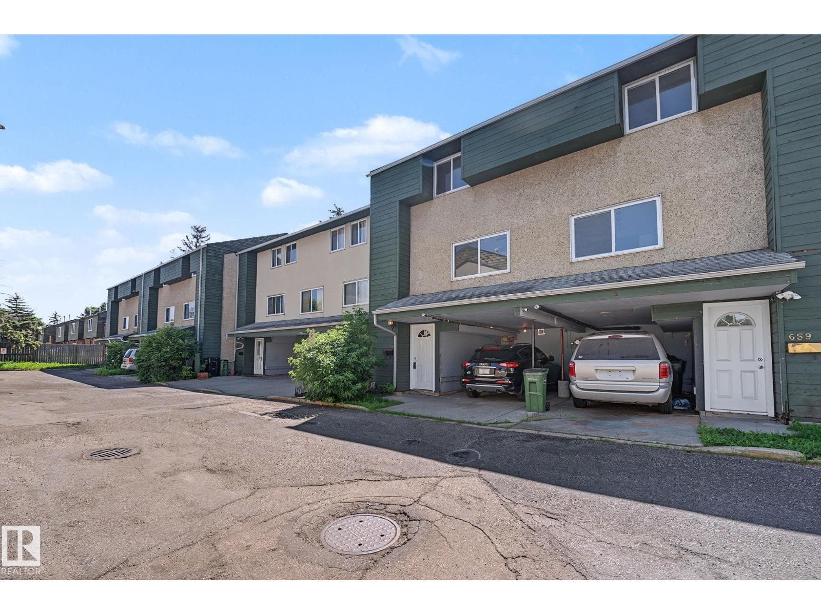 #661 Abbottsfield RD NW