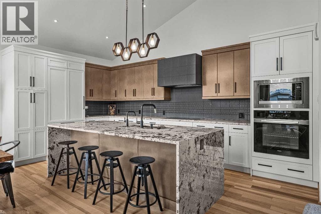 232 Stewart Creek Rise — photo 3