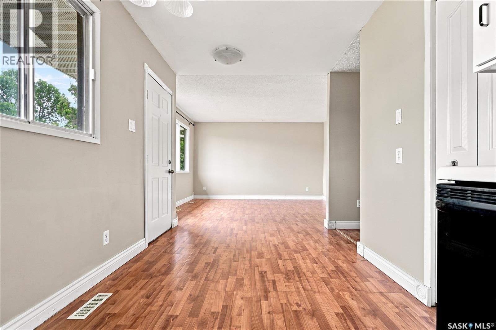 457 Meighen CRESCENT — photo 3