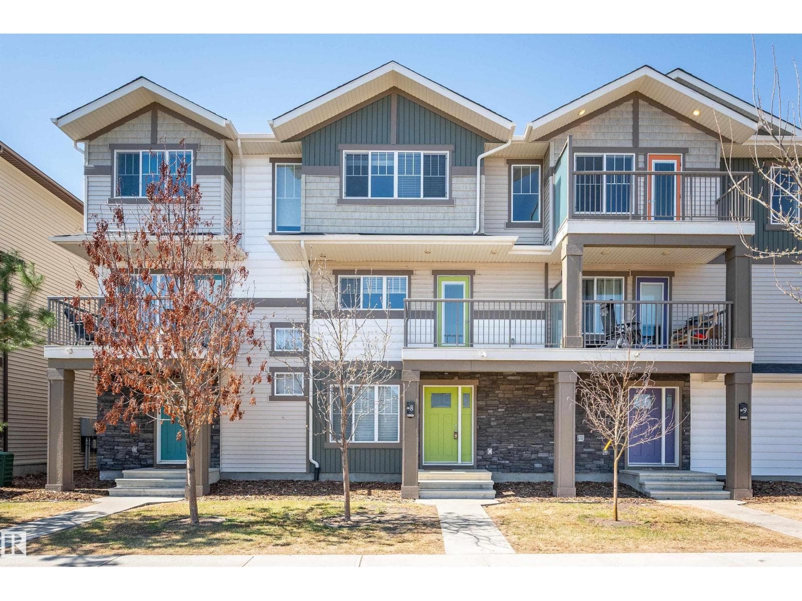 #8 1530 TAMARACK BV NW