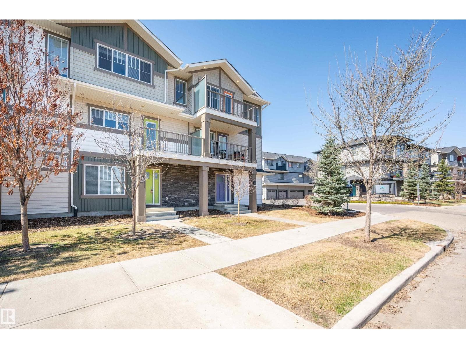 #8 1530 TAMARACK BV NW — photo 4