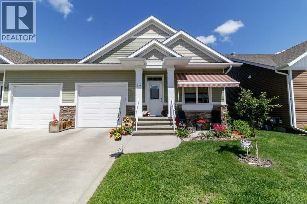 12 Beardsley Crescent
