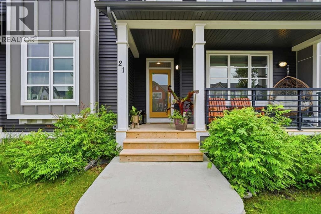 21 Carringvue Link NW — photo 3